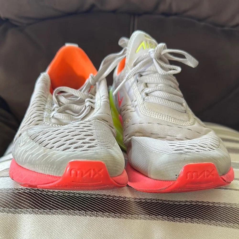 Nike Air Max 270 Desert Sand Sneakers - Picture 6 of 15